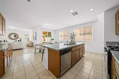 119 West Via Rua Flores, Ontario, CA 91762 - Photo 11