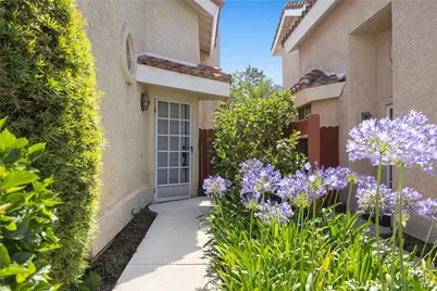 1322 Meadow Ln, Duarte, CA 91010 - Photo 3