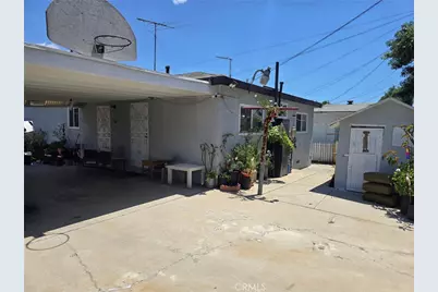 1119 Calzona, Los Angeles, CA 90023 - Photo 5