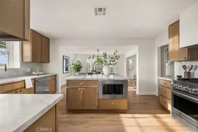 3803 Monteith Drive, Los Angeles, CA 90043 - Photo 11