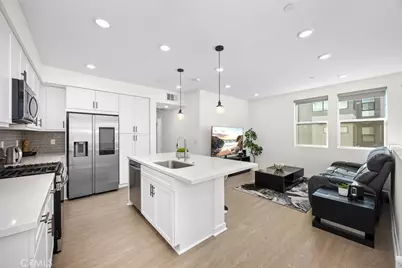 11026 Momentum, Rancho Cucamonga, CA 91730 - Photo 5