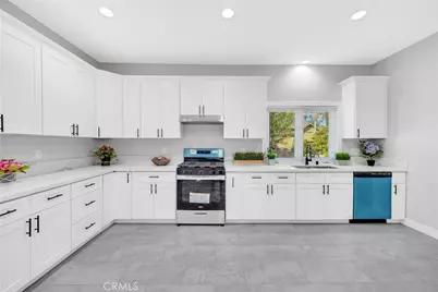 404 E Kingsley Avenue, Pomona, CA 91767 - Photo 17