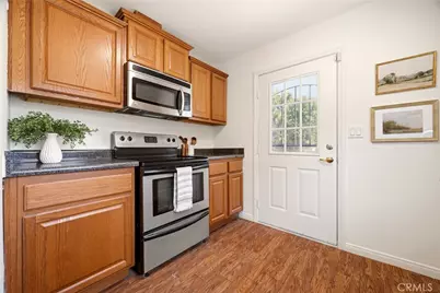10401 Park Street, Bellflower, CA 90706 - Photo 21