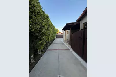 402 Virginia, Pasadena, CA 91107 - Photo 23