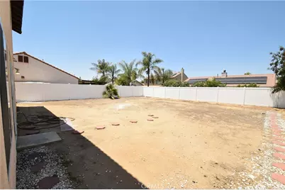 674 Myrtle, Perris, CA 92571 - Photo 25