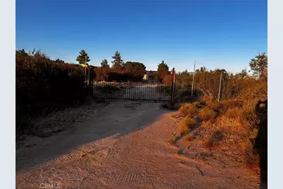 38340 Alessandro, Anza, CA 92539 - Photo 17