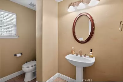82 N Wathen, Sanger, CA 93657 - Photo 17
