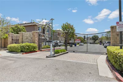 829 Lincoln Glen Drive, Buena Park, CA 90620 - Photo 9
