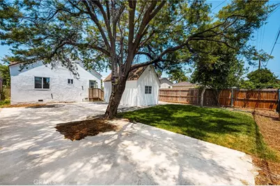 526 W Palmer Street, Compton, CA 90220 - Photo 25