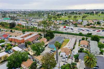 708 Burger Avenue, East Los Angeles, CA 90022 - Photo 13