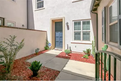 3203 S. Edenglen Paseo # B, Ontario, CA 91761 - Photo 3