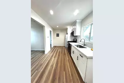 702 N Garey, Pomona, CA 91767 - Photo 23