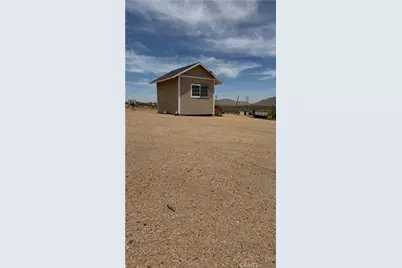 27824 27826 Clark Road, Apple Valley, CA 92308 - Photo 5
