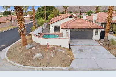 52740 Avenida Alvarado, La Quinta, CA 92253 - Photo 9