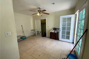 6350 Myrtle Ave, Long Beach, CA 90805 - Photo 23