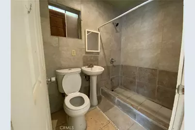 6350 Myrtle Avenue, Long Beach, CA 90805 - Photo 25