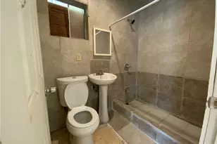 6350 Myrtle Ave, Long Beach, CA 90805 - Photo 25