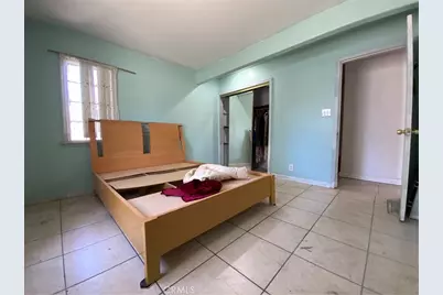 6350 Myrtle Avenue, Long Beach, CA 90805 - Photo 11