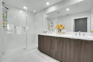 5262 N Bainbridge Pl, Valley Village, CA 91607 - Photo 19