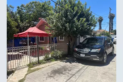 927 W 48th Street, Los Angeles, CA 90037 - Photo 5