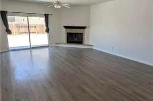 12422 Cricket Ln, Victorville, CA 92392 - Photo 15