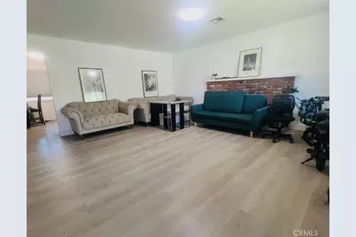 556 W Campus View, Riverside, CA 92507 - Photo 3