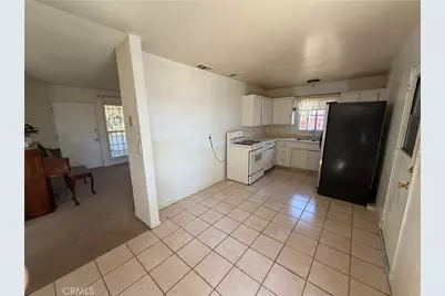 2420 Lovejoy Street, Pomona, CA 91767 - Photo 5