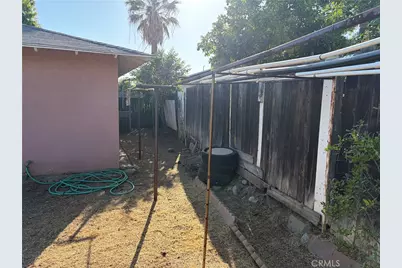 2420 Lovejoy Street, Pomona, CA 91767 - Photo 15
