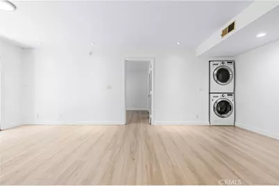 2121 Beloit Avenue #112, Los Angeles, CA 90025 - Photo 13