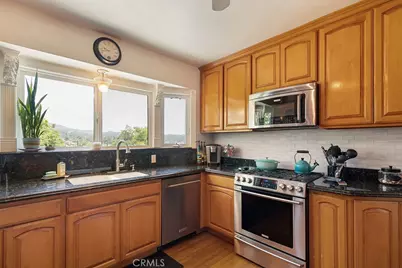 5053 College View Avenue, Los Angeles, CA 90041 - Photo 17