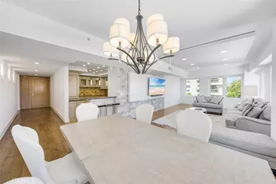 10520 Wilshire Blvd #902, Los Angeles, CA 90024 - Photo 3