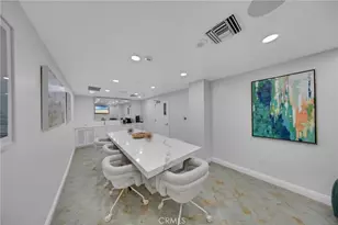 10520 Wilshire Blvd, Los Angeles, CA 90024 - Photo 25