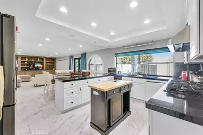 1417 W James, Anaheim, CA 92801 - Photo 9