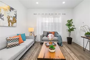 121 Novel, Irvine, CA 92618 - Photo 5