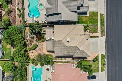 971 Trovita, Corona, CA 92881 - Photo 33