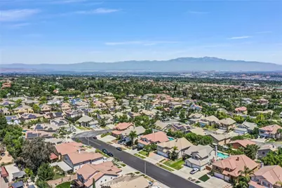 971 Trovita, Corona, CA 92881 - Photo 39