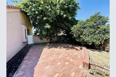2498 Daybreak, Hemet, CA 92545 - Photo 9