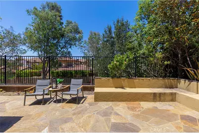 122 Catalonia, Irvine, CA 92618 - Photo 35