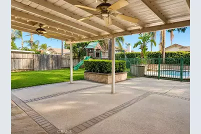 10905 Manchester Street, Rancho Cucamonga, CA 91701 - Photo 13