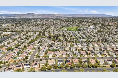 2475 Macbeth, Corona, CA 92882 - Photo 51