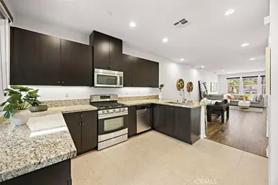 806 E Prommenade #C, Azusa, CA 91702 - Photo 17