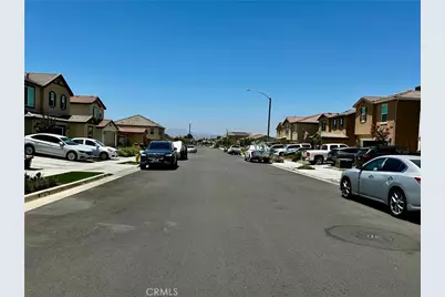 30351 The Vintage Dr, Homeland, CA 92548 - Photo 23