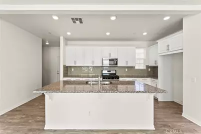 6111 Rosewood Way, Eastvale, CA 92880 - Photo 9