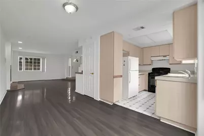 821 N Garfield Avenue #4, Alhambra, CA 91801 - Photo 5