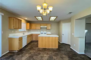 13579 Winewood, Victorville, CA 92392 - Photo 7