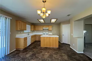 13579 Winewood, Victorville, CA 92392 - Photo 9