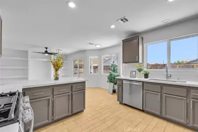9365 Palo Verde, Hesperia, CA 92344 - Photo 7