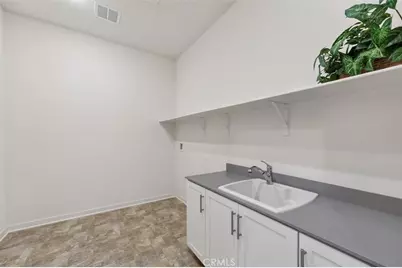 15849 Butterfly, Fontana, CA 92336 - Photo 13