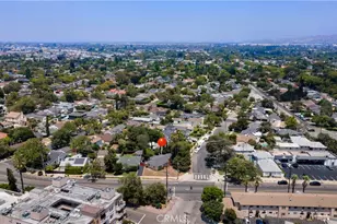 10207 Camarillo St, Toluca Lake, CA 91602 - Photo 51