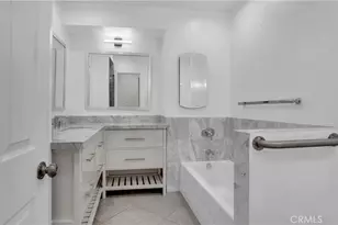 10207 Camarillo St, Toluca Lake, CA 91602 - Photo 35